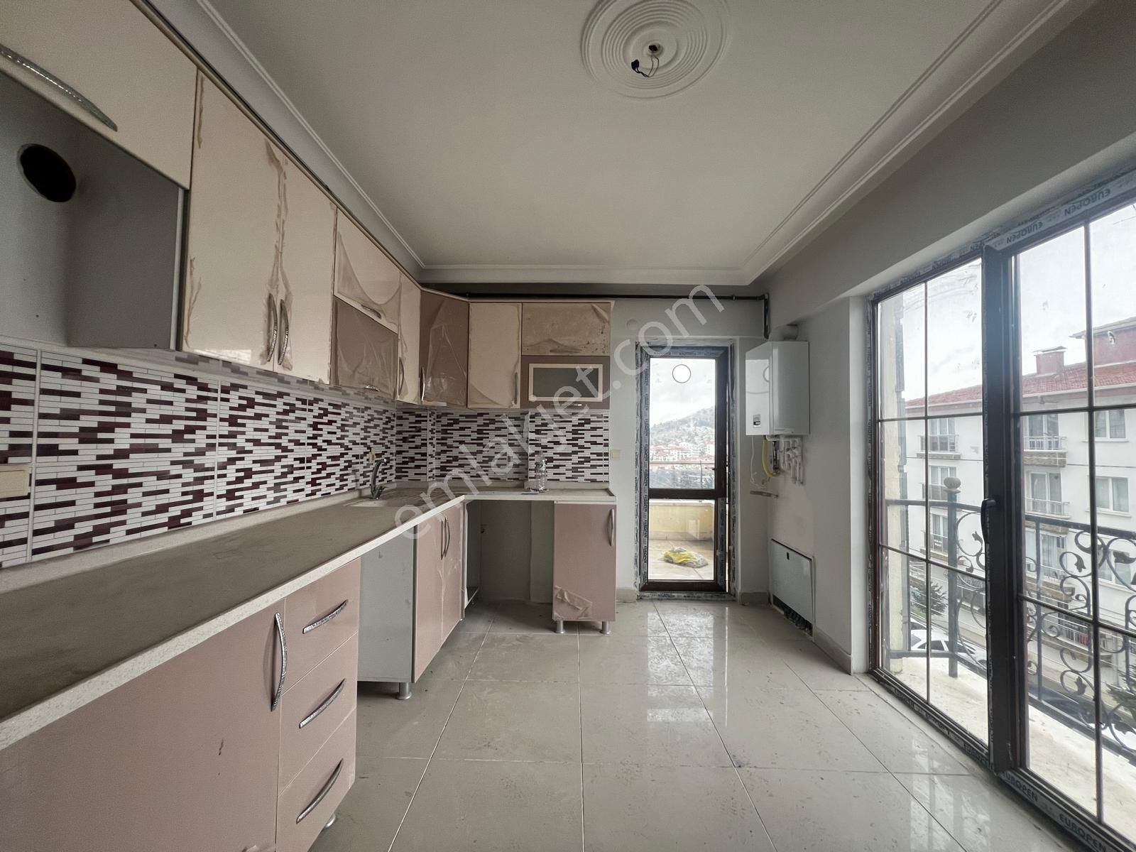 Keçiörende İskanlı Botanıkhaftanın Fırsatı Sıfır 3+1 Kök Tapu Ön Cephe Kombili- - Görsel 26