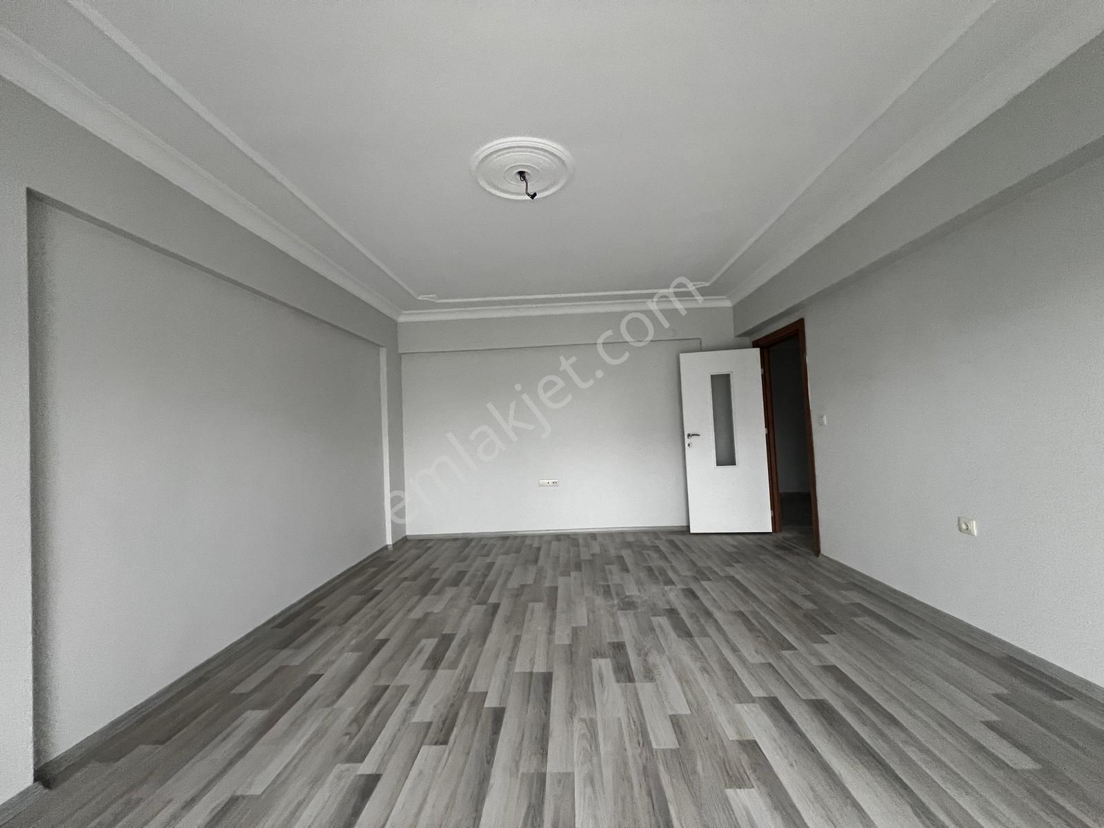 Keçiörende İskanlı Botanıkhaftanın Fırsatı Sıfır 3+1 Kök Tapu Ön Cephe Kombili- - Görsel 2