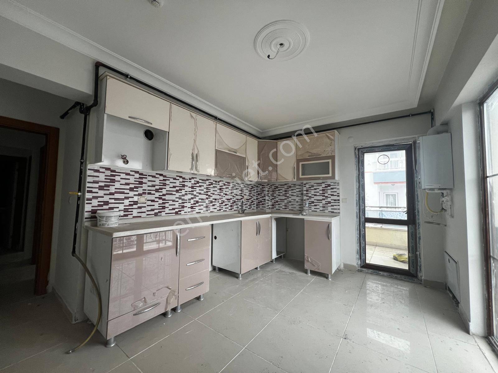 Keçiörende İskanlı Botanıkhaftanın Fırsatı Sıfır 3+1 Kök Tapu Ön Cephe Kombili- - Görsel 24