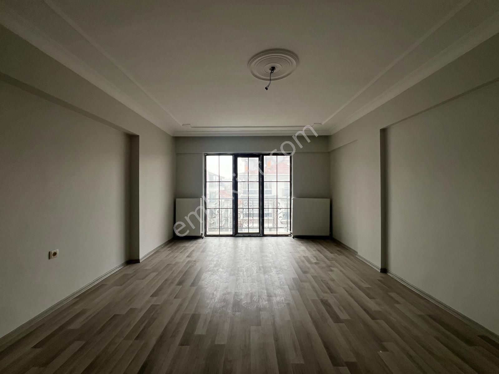 Keçiörende İskanlı Botanıkhaftanın Fırsatı Sıfır 3+1 Kök Tapu Ön Cephe Kombili- - Görsel 4