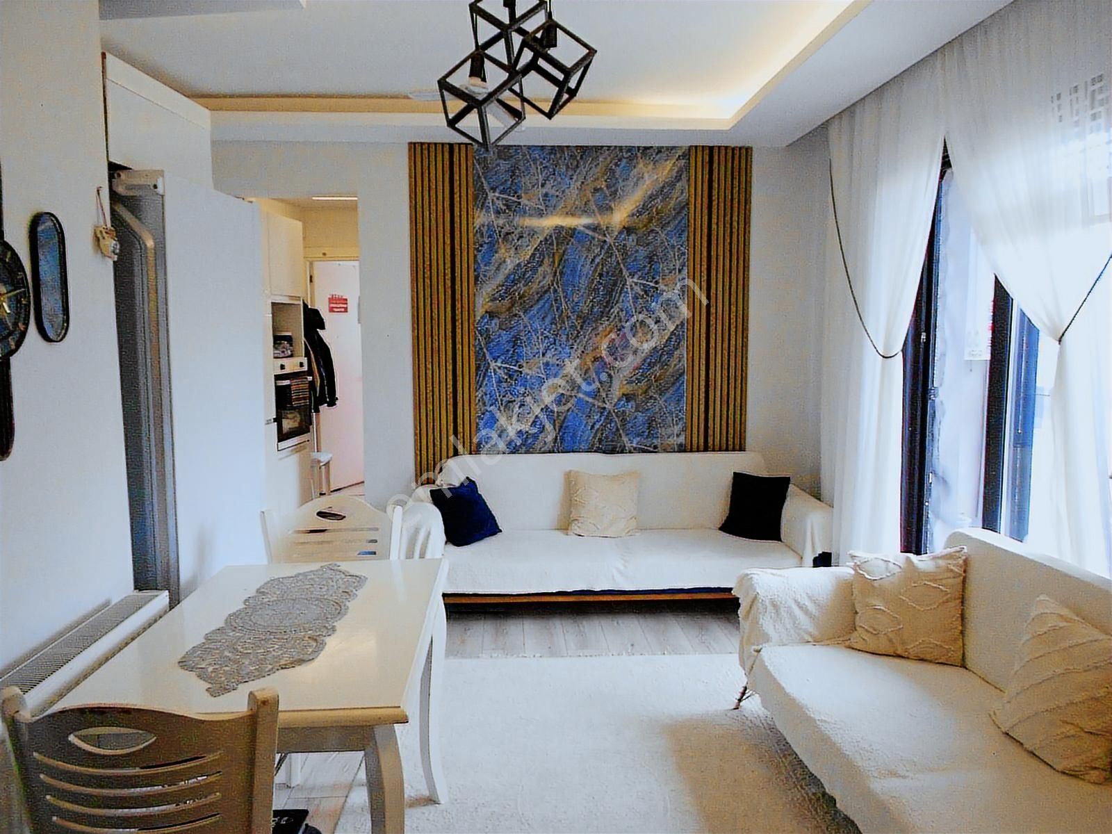 Buca Akıncılar Mahallesi 'nde Satılık 2+1 Genç Daire - Görsel 6