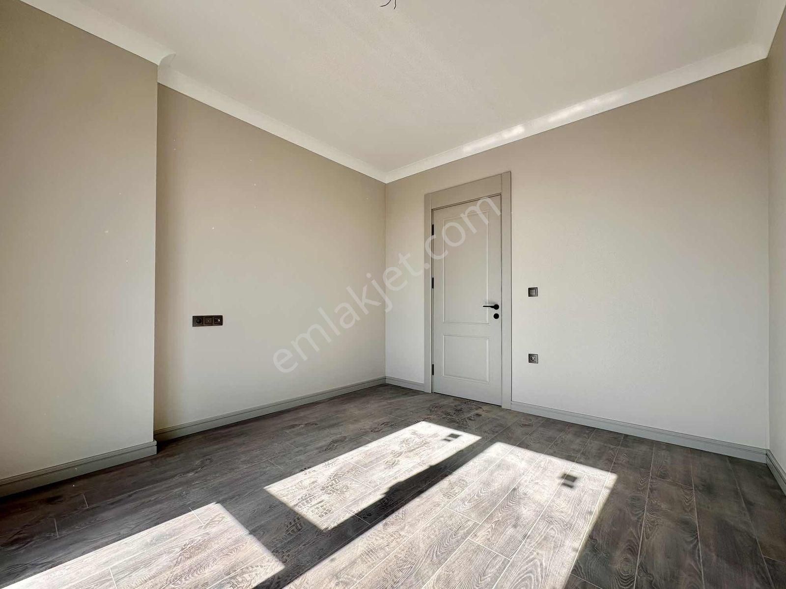 Yenimahalle Cumhuriyet Göksu Yerden Isıtma Kiralık 1+1 Daire - Görsel 19