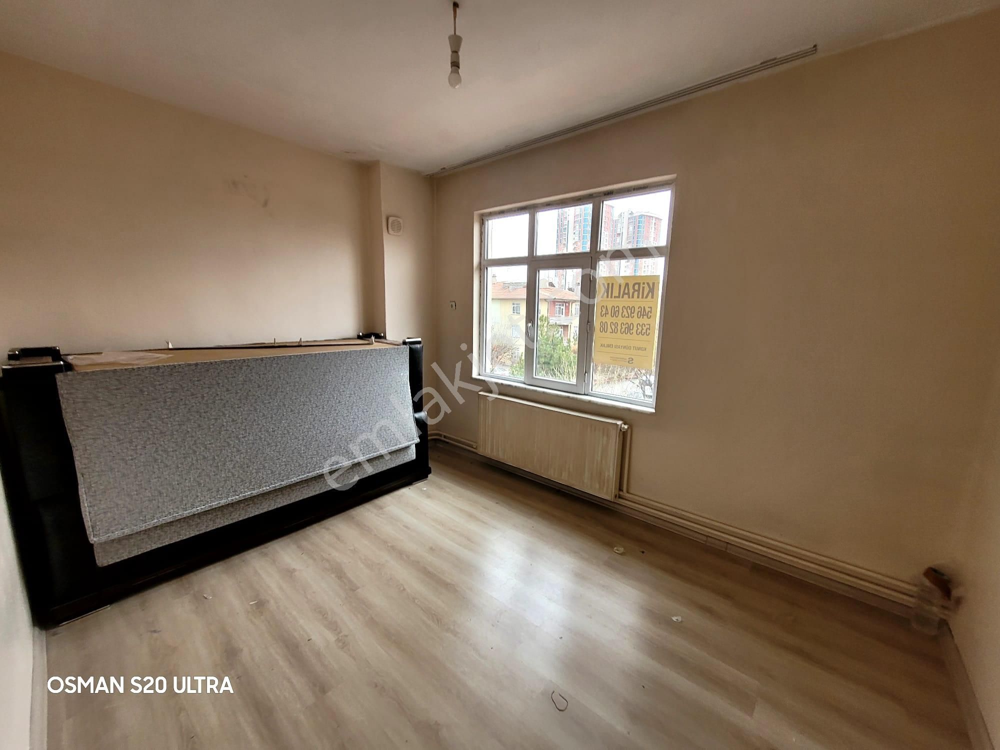 Cumhuriyet'te Cadde Ve Cami Cepheli Güney Doğu Batı﻿ 3+1 Bakımlı - Görsel 14