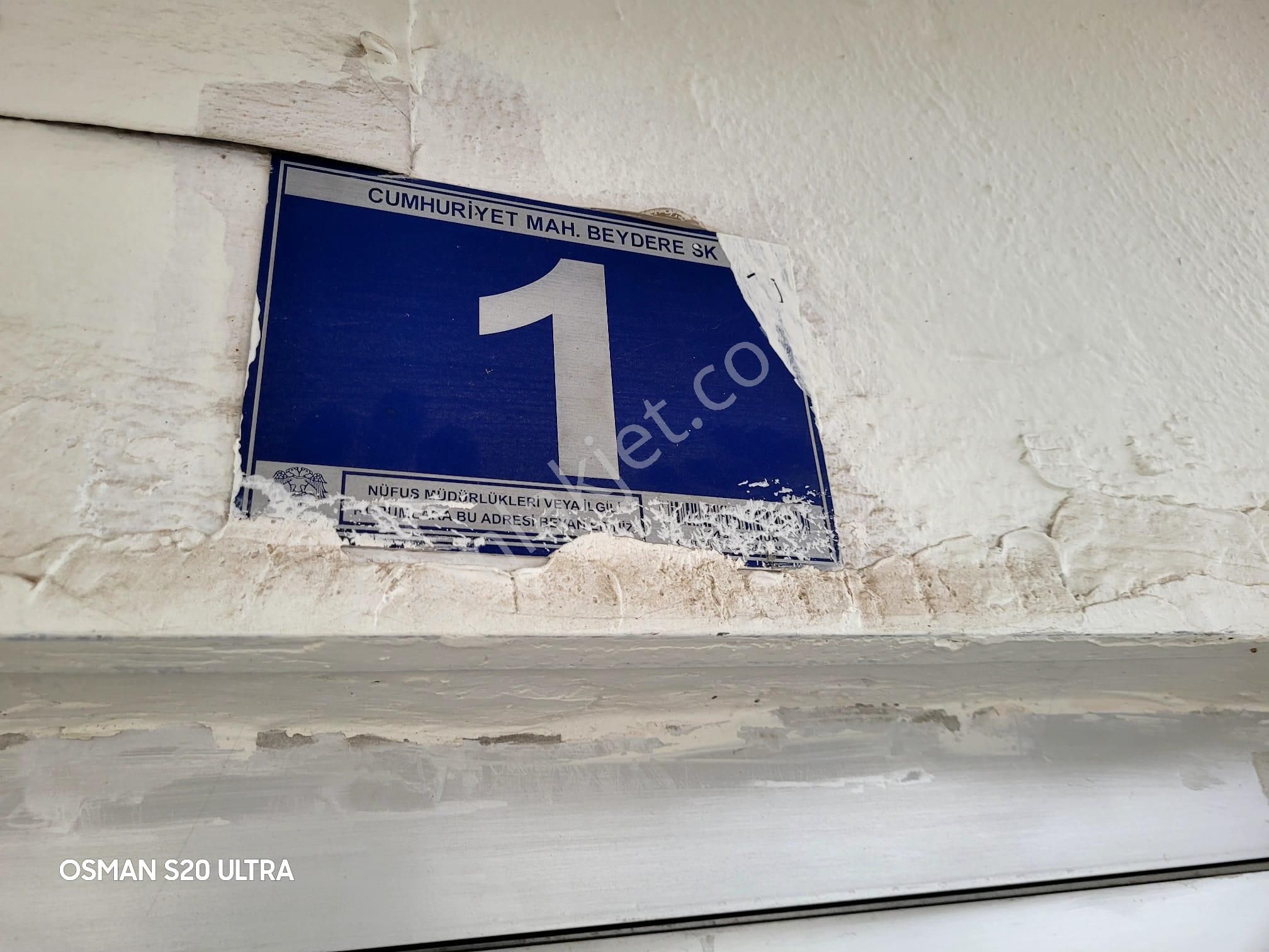 Cumhuriyet'te Cadde Ve Cami Cepheli Güney Doğu Batı﻿ 3+1 Bakımlı - Görsel 25