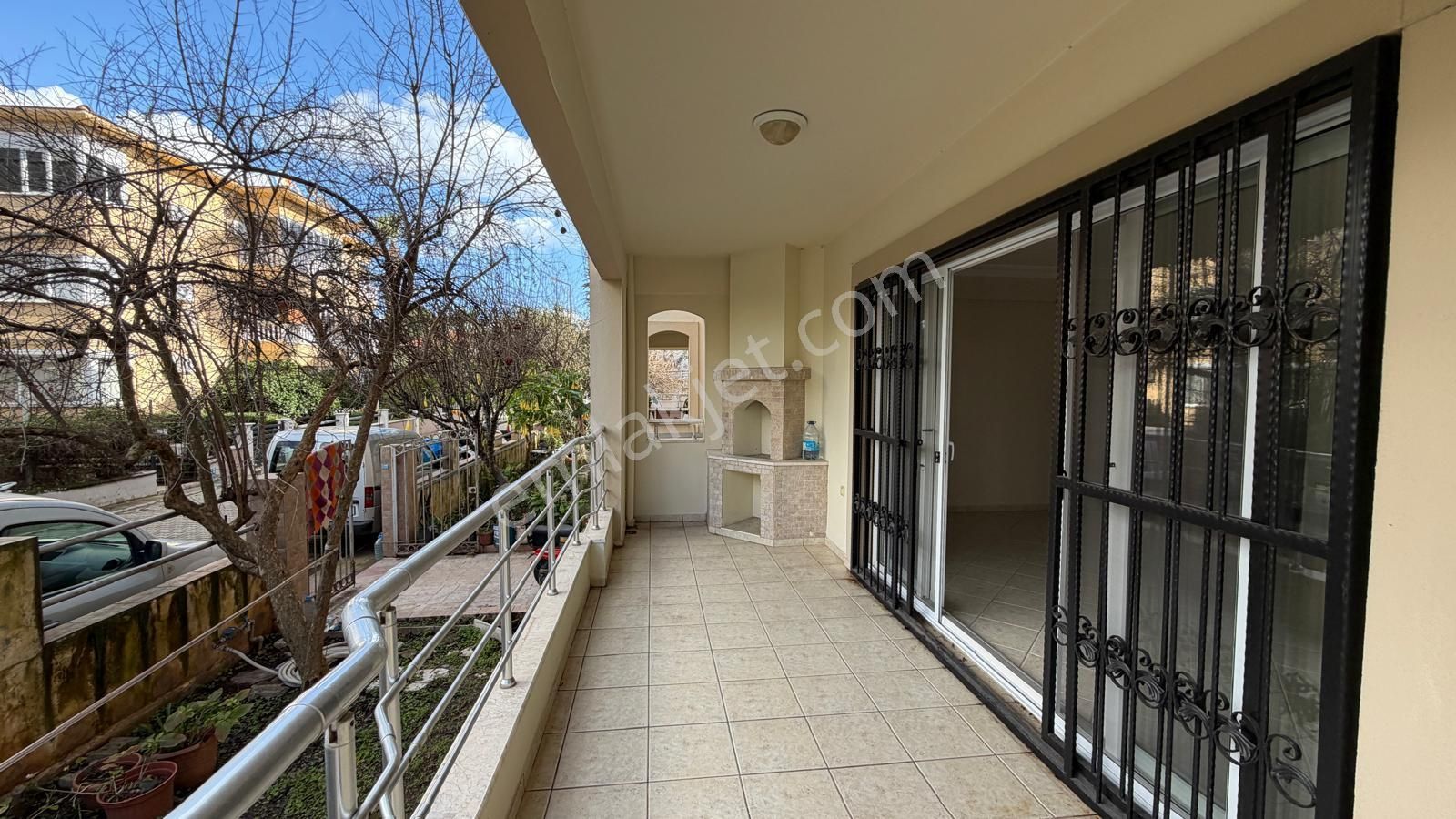 Çıldır Mahallesinde Giriş Kat 3+1 Kapalı Mutfak Daire - Görsel 9