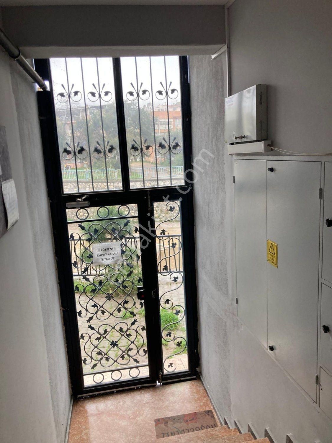 Buca Akıncılar Mahallesi 'nde Satılık 2+1 Genç Daire - Görsel 15