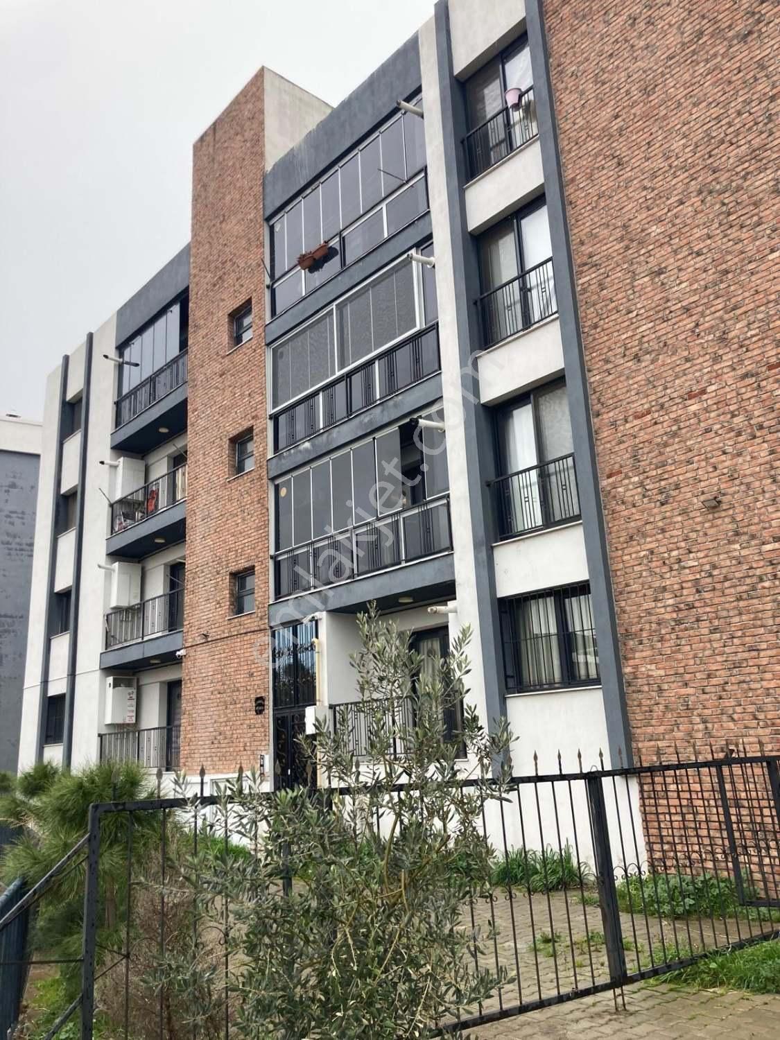 Buca Akıncılar Mahallesi 'nde Satılık 2+1 Genç Daire - Görsel 17