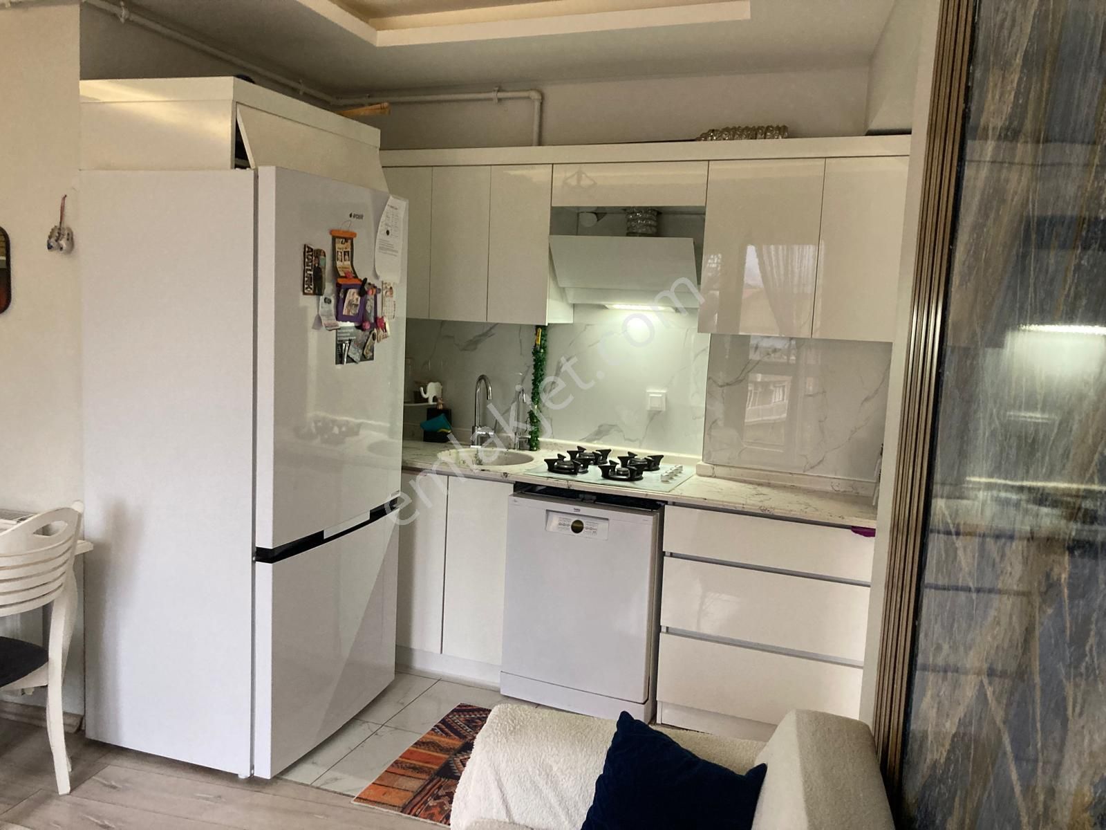 Buca Akıncılar Mahallesi 'nde Satılık 2+1 Genç Daire - Görsel 10