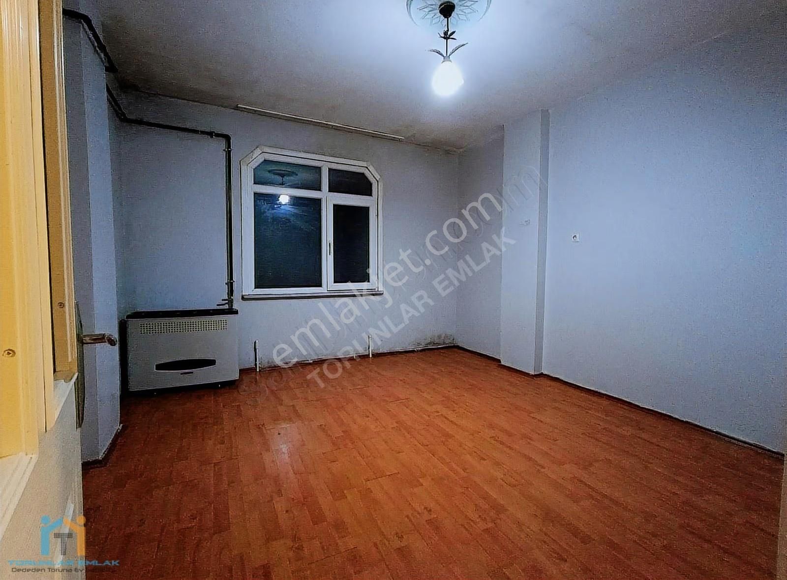 Bağcılar Yeni Mahalle'de Satılık 2+1 Daire (28m² Hisseli) - Görsel 4