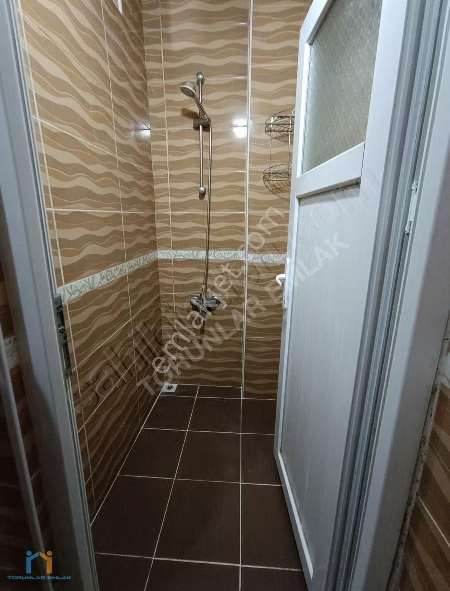 Bağcılar Yeni Mahalle'de Satılık 2+1 Daire (28m² Hisseli) - Görsel 7