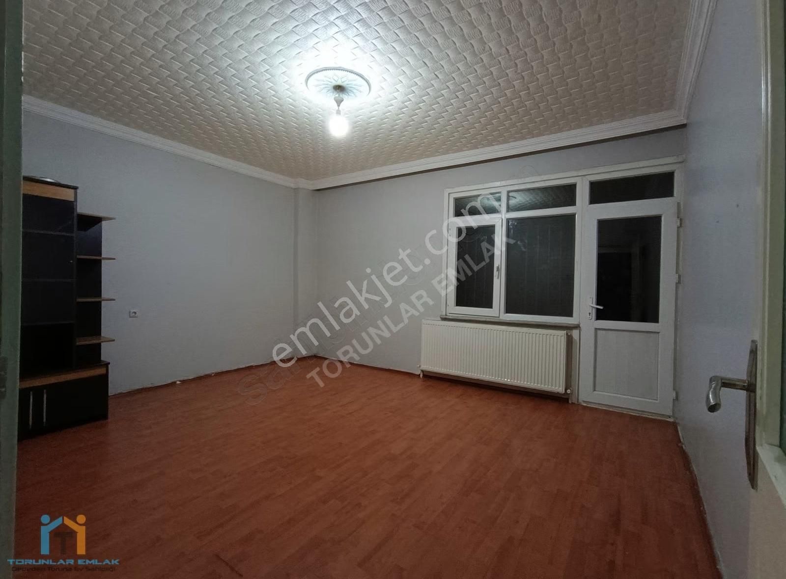 Bağcılar Yeni Mahalle'de Satılık 2+1 Daire (28m² Hisseli) - Görsel 6