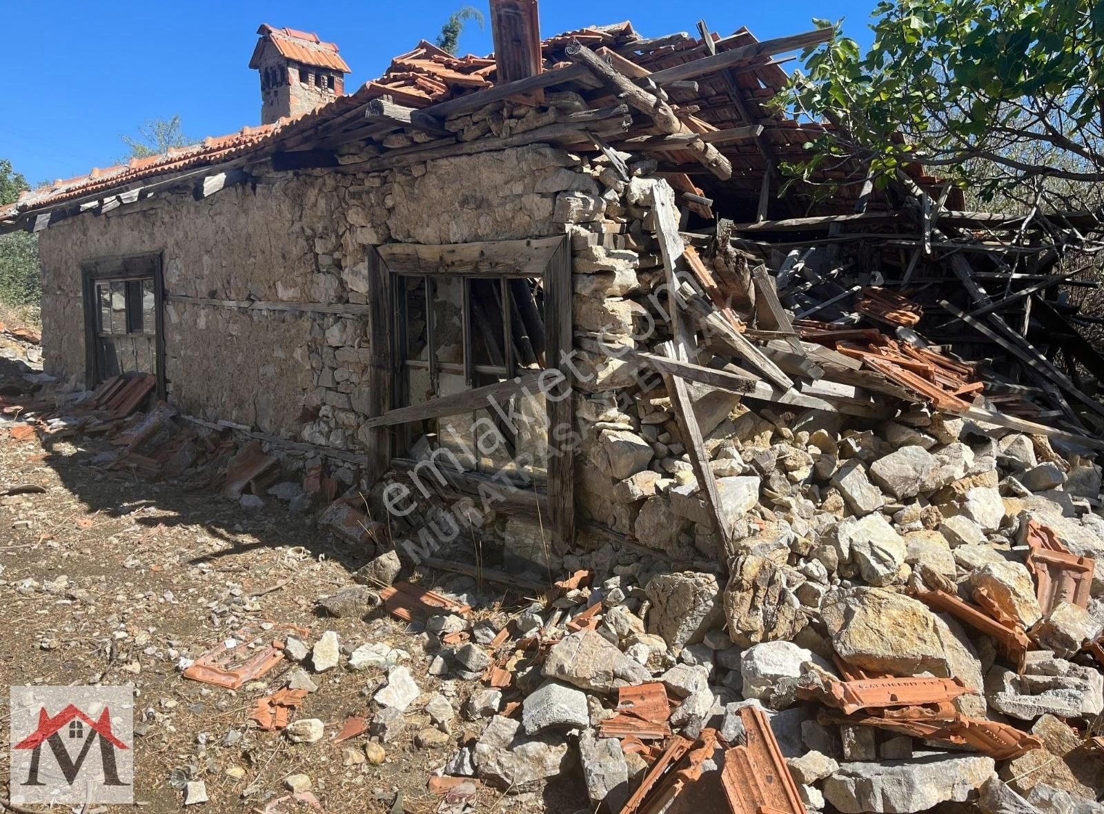 Bucak Kızılsekide İçerisinde 2 Adet Ev Bulunan 4413m2 Tarla - Görsel 21