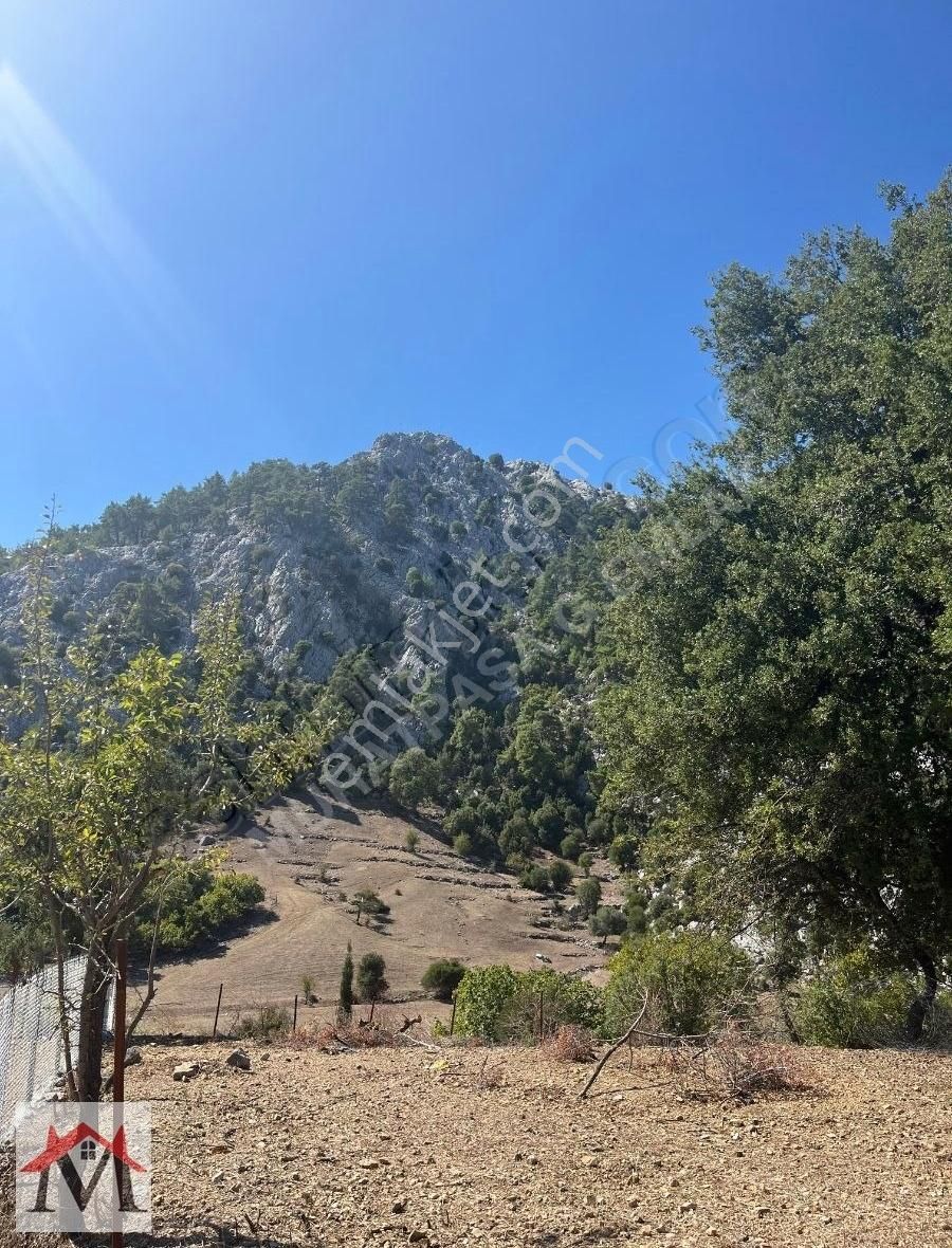 Bucak Kızılsekide İçerisinde 2 Adet Ev Bulunan 4413m2 Tarla - Görsel 26