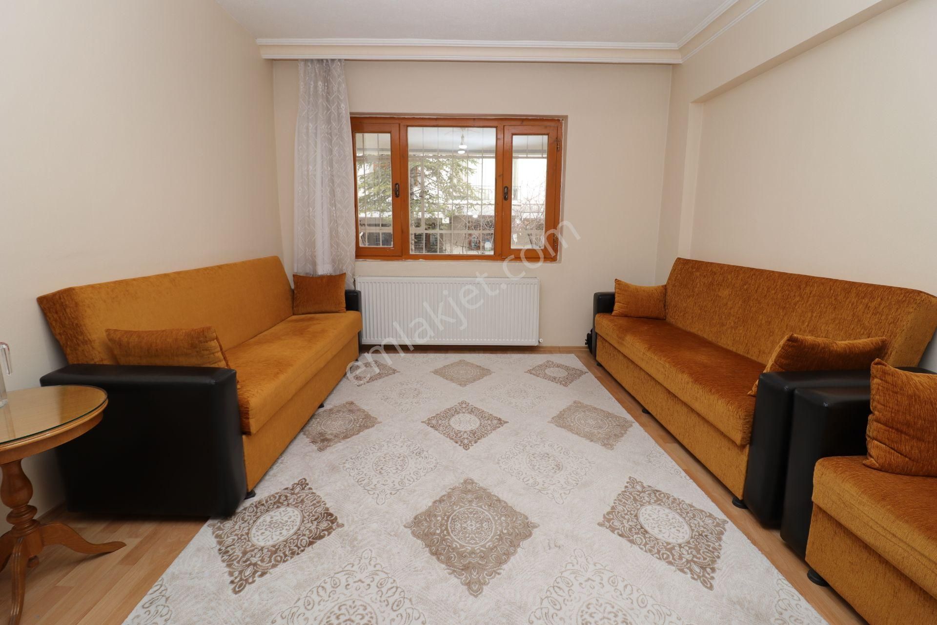 Akif'ten Elvankent Atakent'te 14.cadde Yakını Geniş 2+1 Satılık Daire - Görsel 2