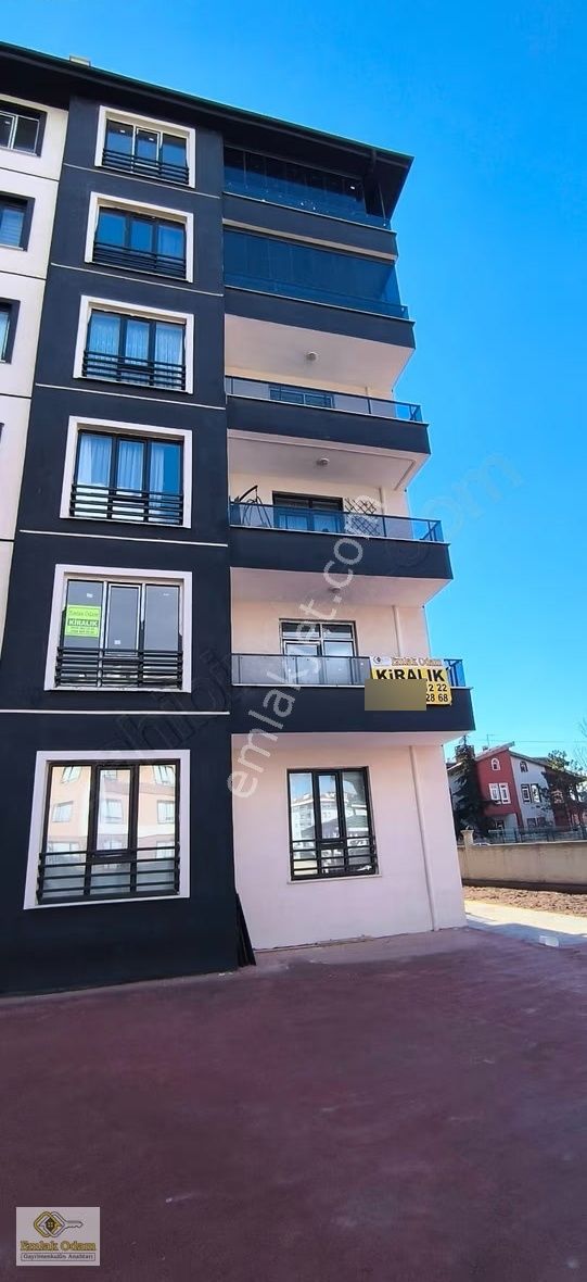 Emlak Odam'dan Fatih Karakolu Yakını 2+1 Köşe Daire Kiralık - Görsel 5