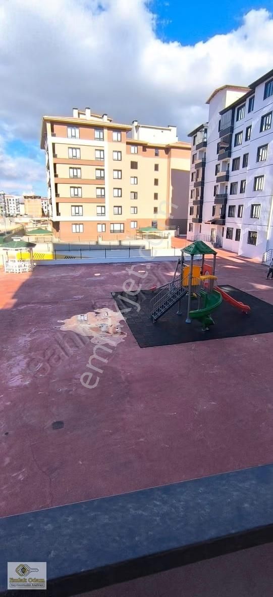 Emlak Odam'dan Fatih Karakolu Yakını 2+1 Köşe Daire Kiralık - Görsel 4