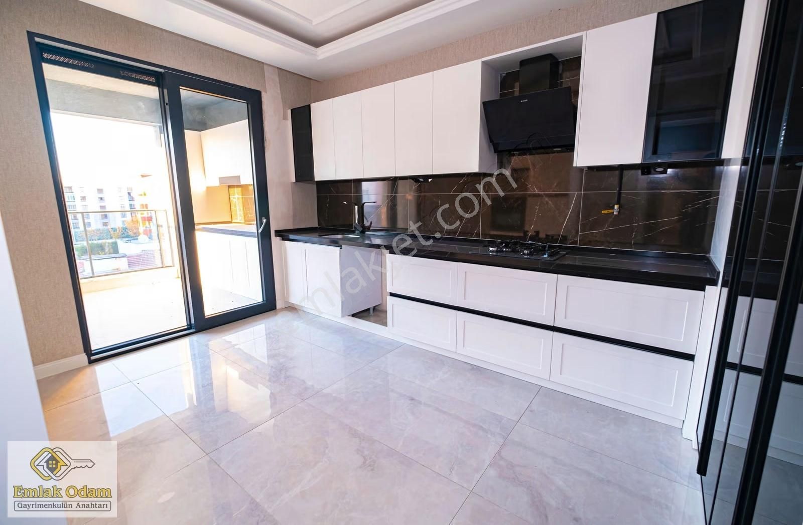 Emlak Odam'dan Alpaslan Mahallesi Satılık 4+1 Giriş Kat Daire - Görsel 17