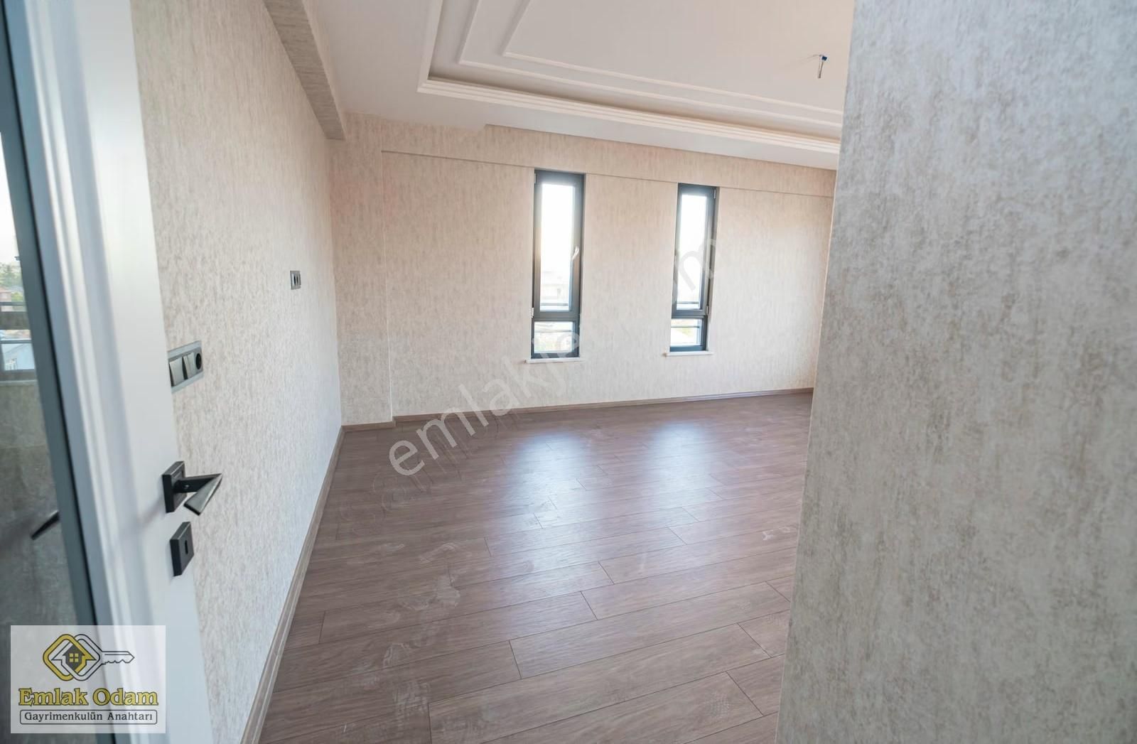 Emlak Odam'dan Alpaslan Mahallesi Satılık 4+1 Giriş Kat Daire - Görsel 11