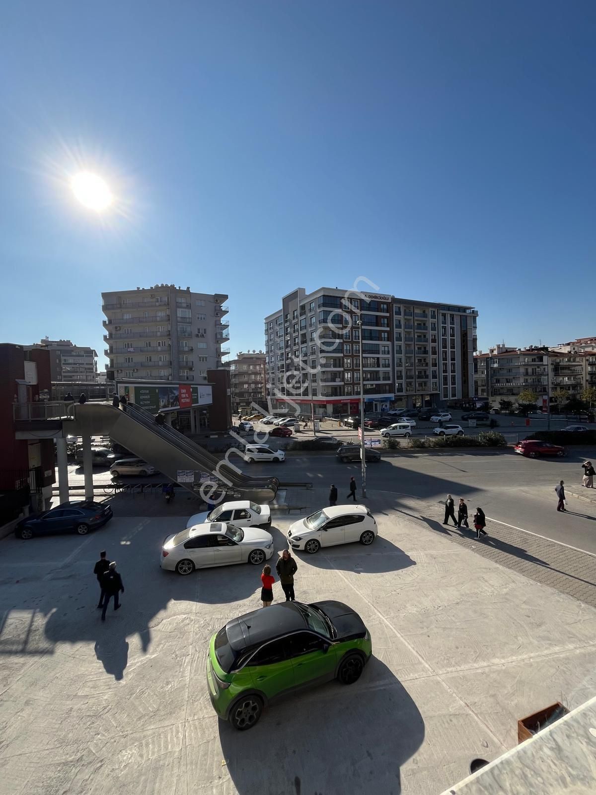 İzmir Karşıyaka İmbatlı Mahallesin’de 2+1 Kiralık Daire - Görsel 18