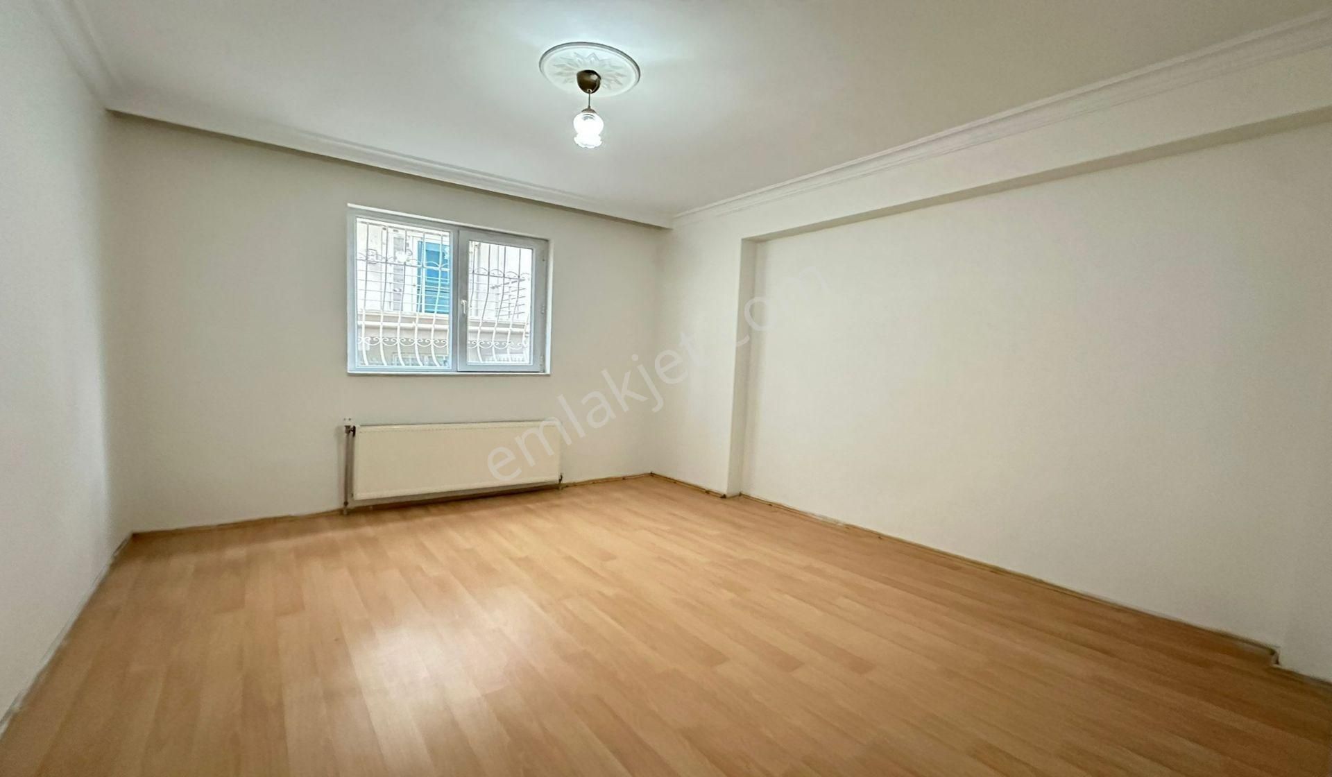 Yayla Cuma Pazarı Yakını 3+1 Giriş Kat Konumunda Asansörlü Genç Bina - Görsel 16