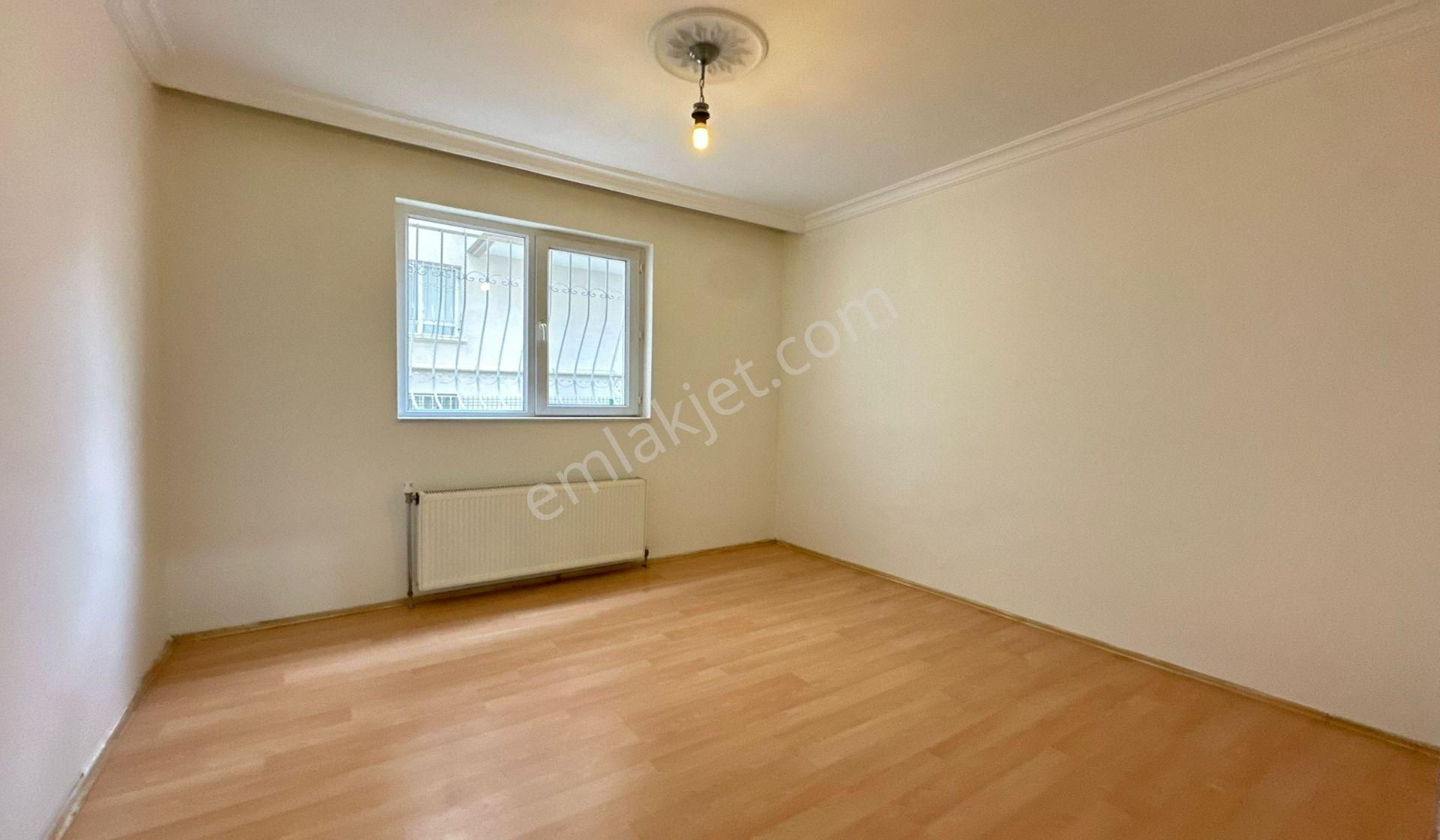 Yayla Cuma Pazarı Yakını 3+1 Giriş Kat Konumunda Asansörlü Genç Bina - Görsel 19