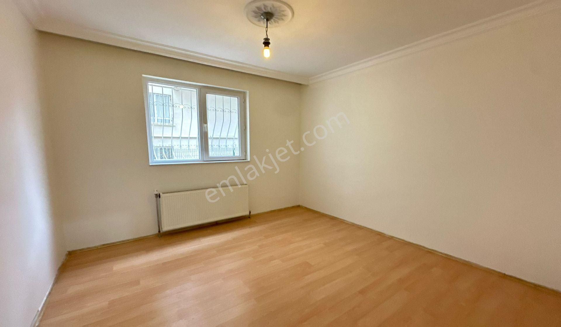 Yayla Cuma Pazarı Yakını 3+1 Giriş Kat Konumunda Asansörlü Genç Bina - Görsel 18