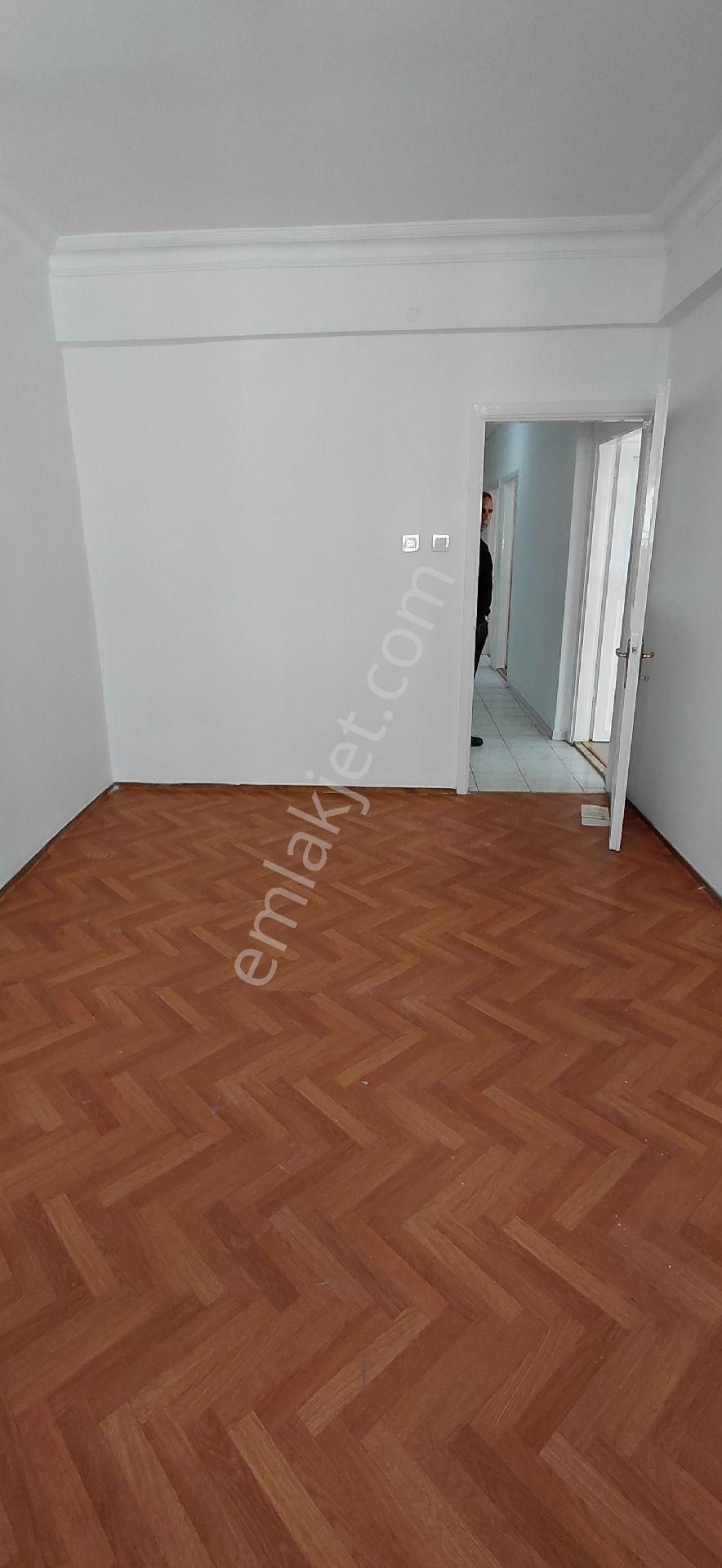 S.evler Merkezde Metrobüse 7dk.3+1 130m2 Full Yapılı Lüx Arakat 3.kat Fırsat Saire - Görsel 15