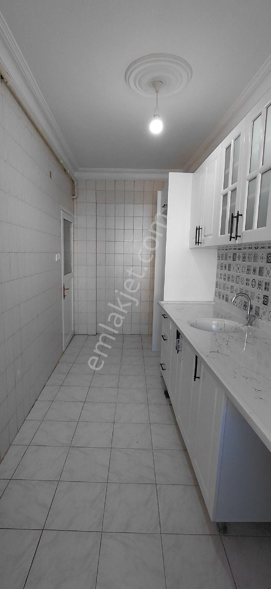 S.evler Merkezde Metrobüse 7dk.3+1 130m2 Full Yapılı Lüx Arakat 3.kat Fırsat Saire - Görsel 5