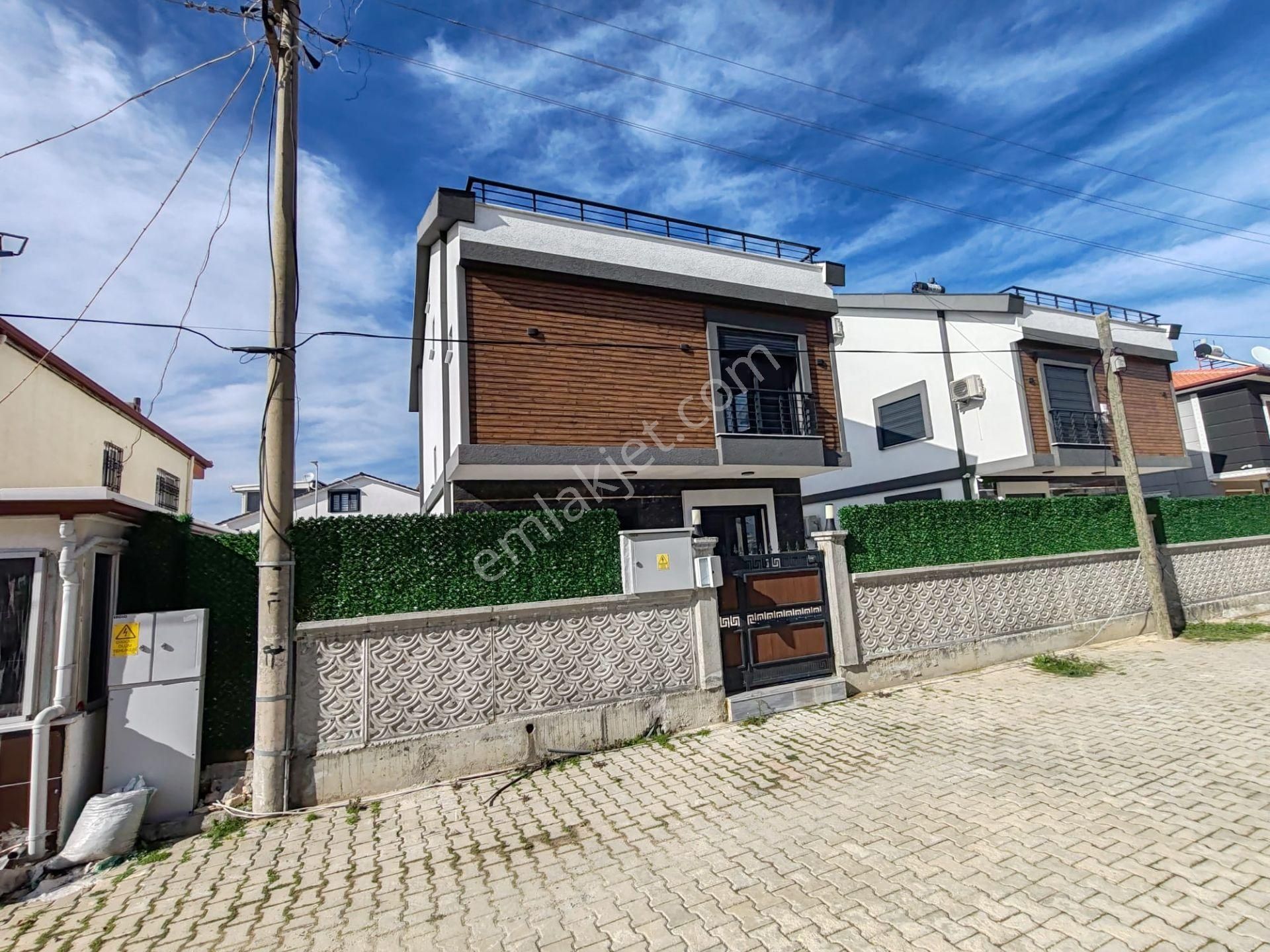 Didim'de 4+1 Müstakil Villa (altı Da Daire 1+1) Denize 450m Mesafede - Görsel 2