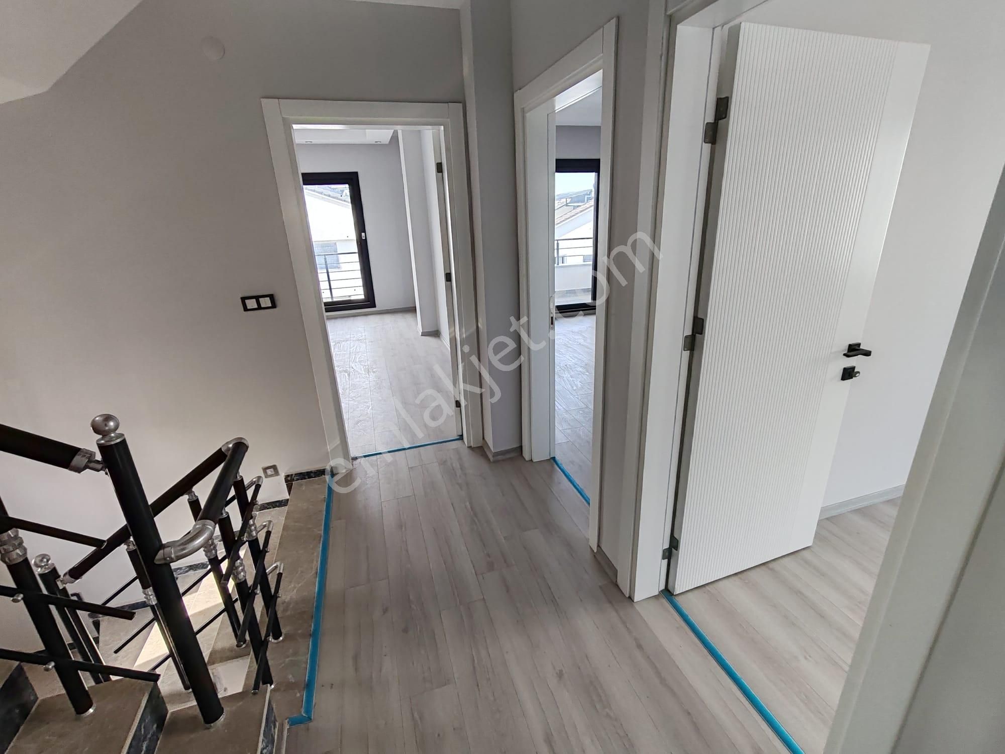 Didim'de 4+1 Müstakil Villa (altı Da Daire 1+1) Denize 450m Mesafede - Görsel 11