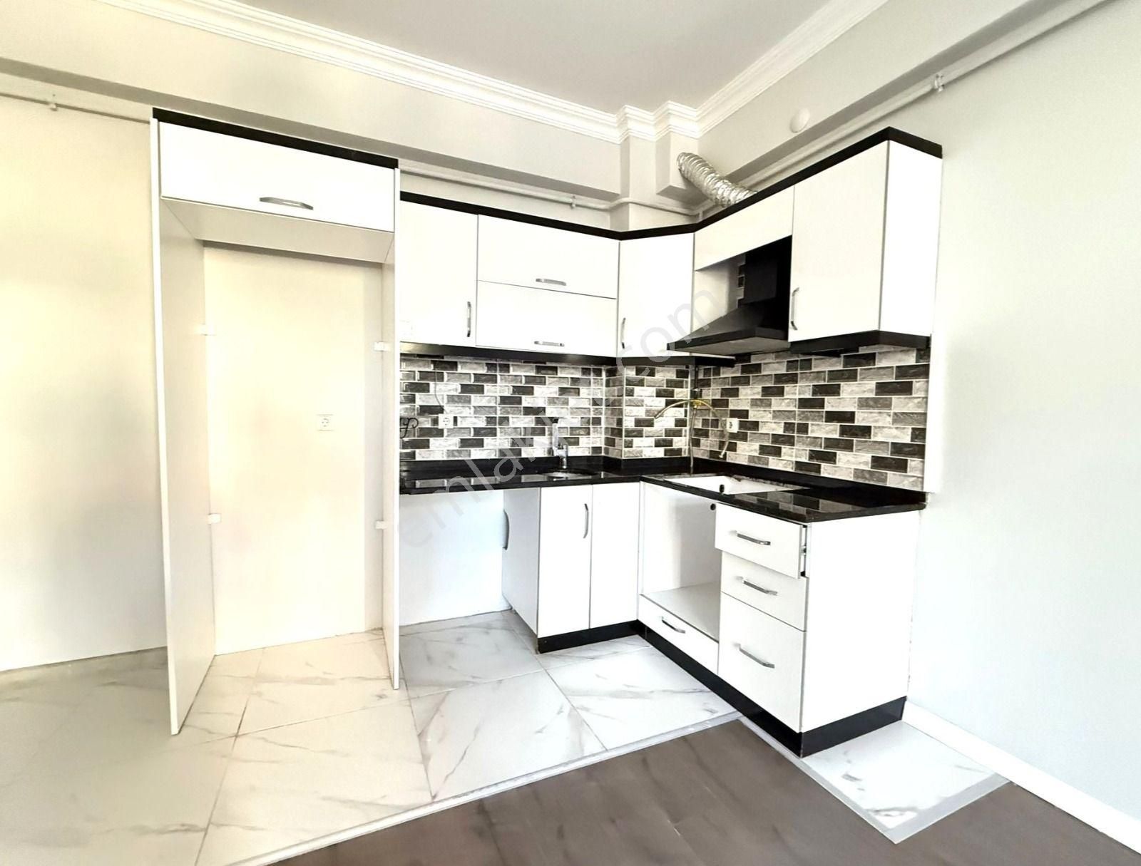 Karasu'da Güvenlikli Site İçinde Kullanışlı 2+1 Satılık Daire - Görsel 12