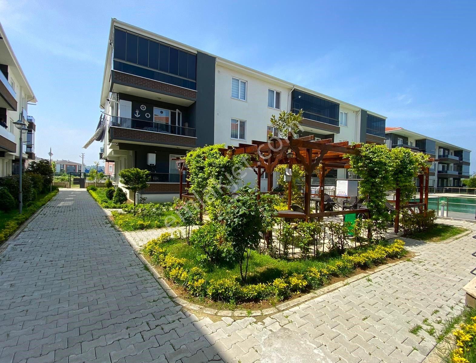 Karasu'da Güvenlikli Site İçinde Kullanışlı 2+1 Satılık Daire - Görsel 3
