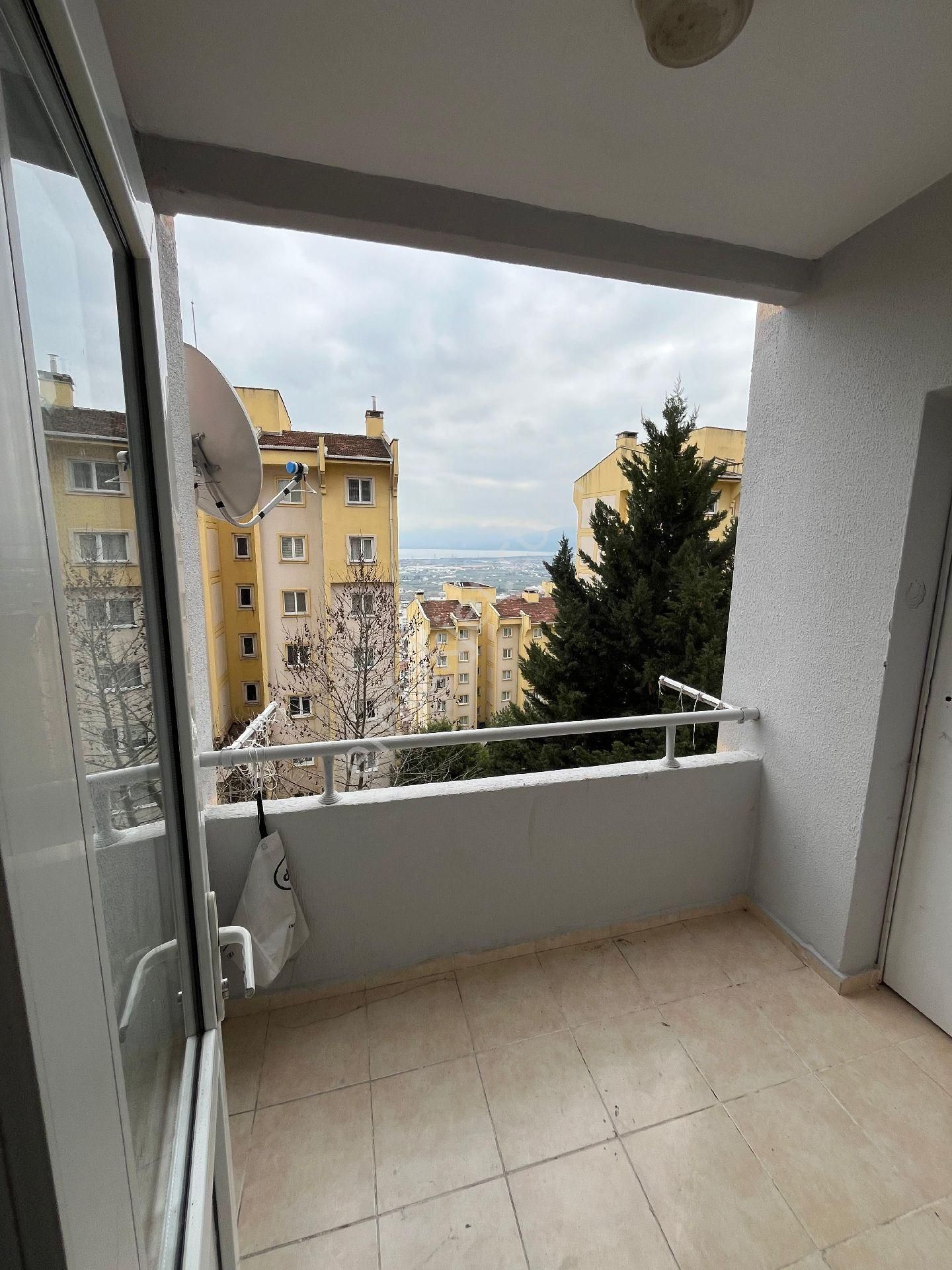 Bursa Emlak Alem-i Toki 3 Etap Giriş Kat Manzaralı