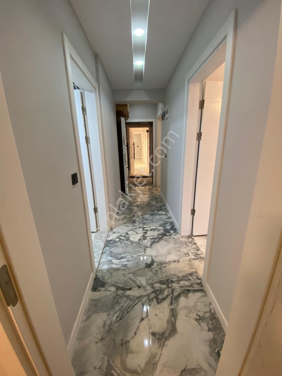 Bergama Gaziosmanpaşa Mahallesi’nde Satılık 2+1 Daire - Görsel 24