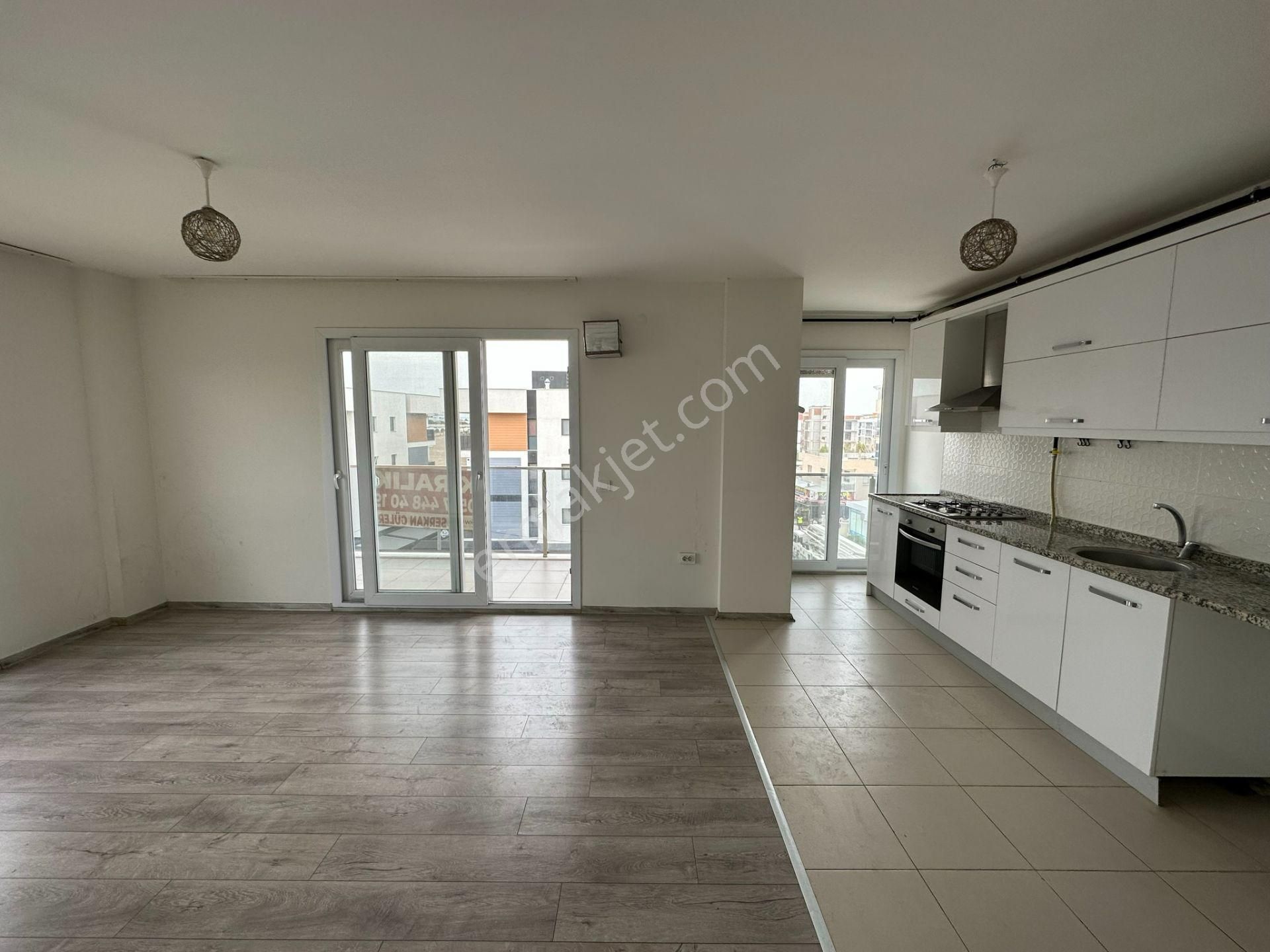 Seyrek'te Merkezi Konumda Kiralık 2+1 Doğalgazlı Daire - Görsel 7