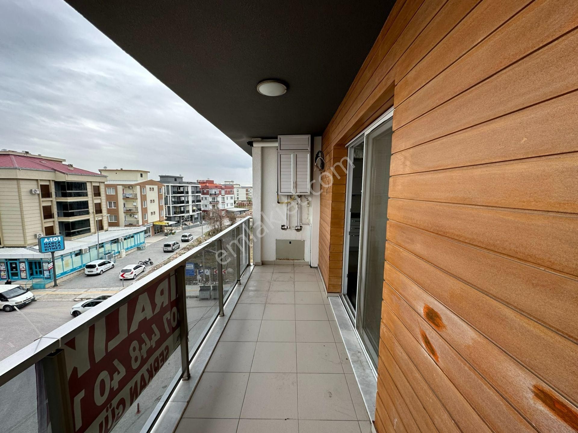 Seyrek'te Merkezi Konumda Kiralık 2+1 Doğalgazlı Daire - Görsel 13