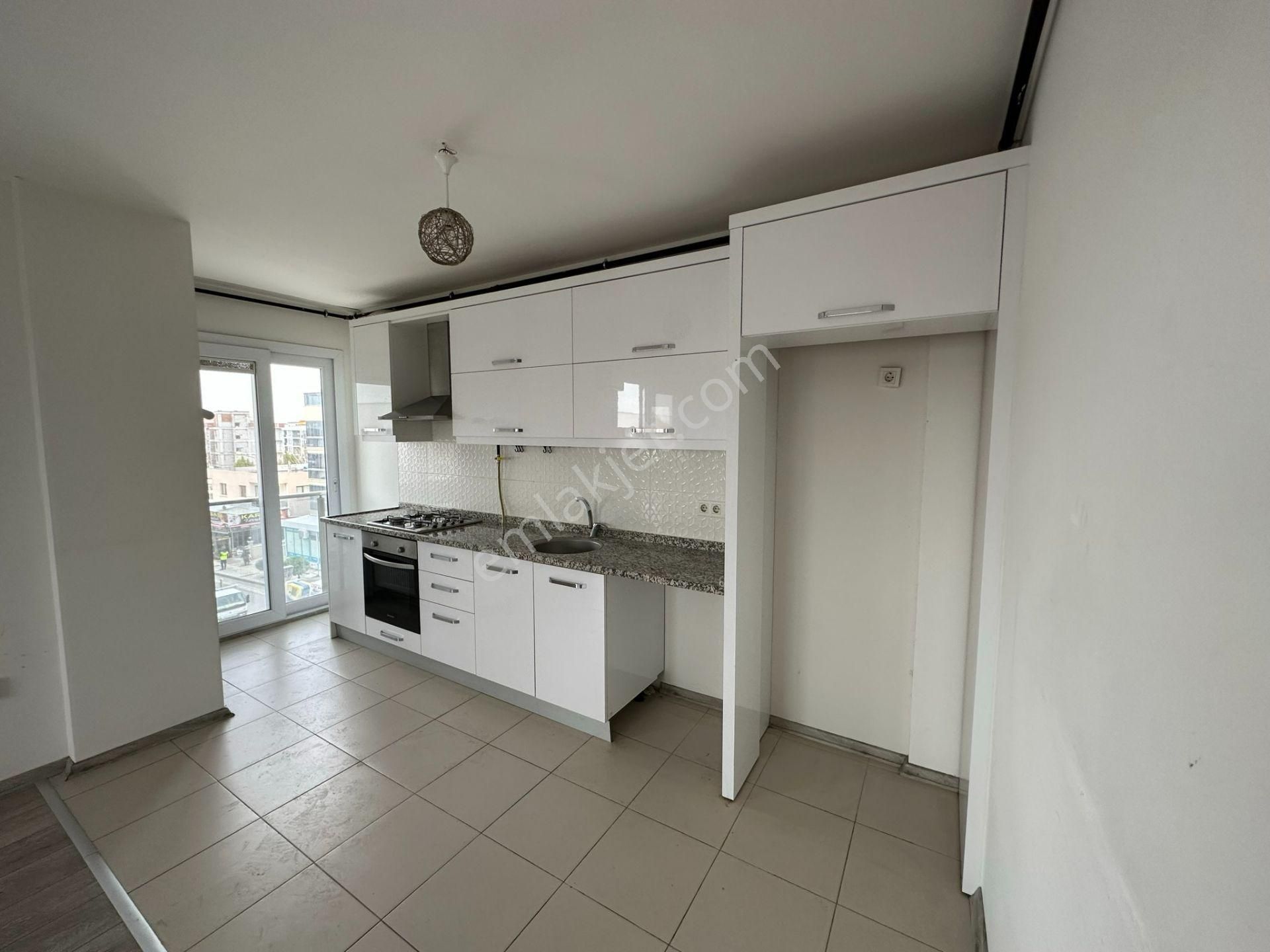 Seyrek'te Merkezi Konumda Kiralık 2+1 Doğalgazlı Daire - Görsel 6