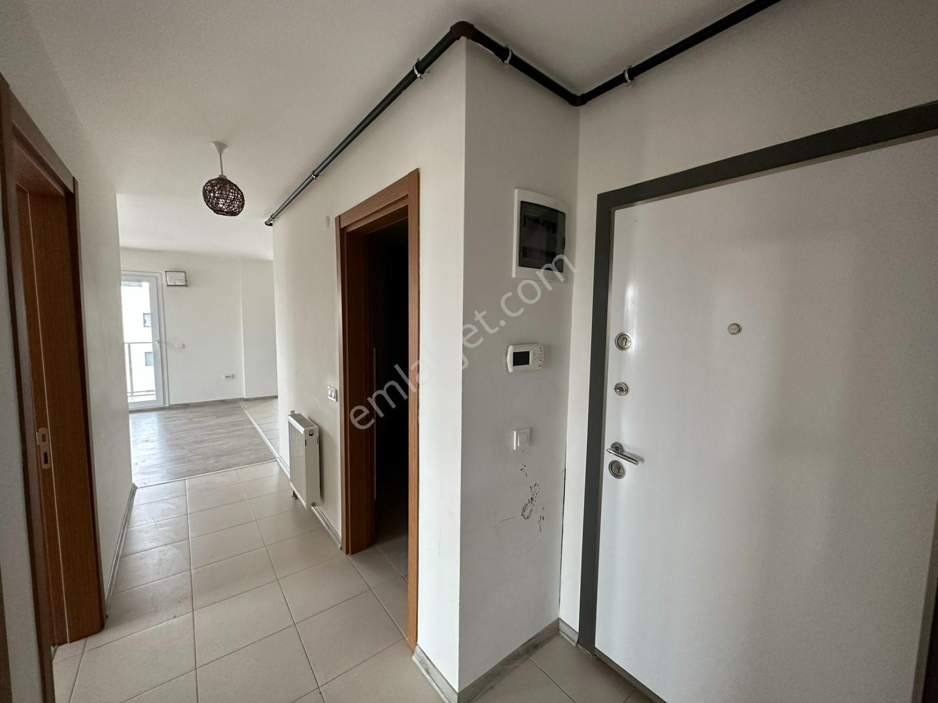 Seyrek'te Merkezi Konumda Kiralık 2+1 Doğalgazlı Daire - Görsel 28