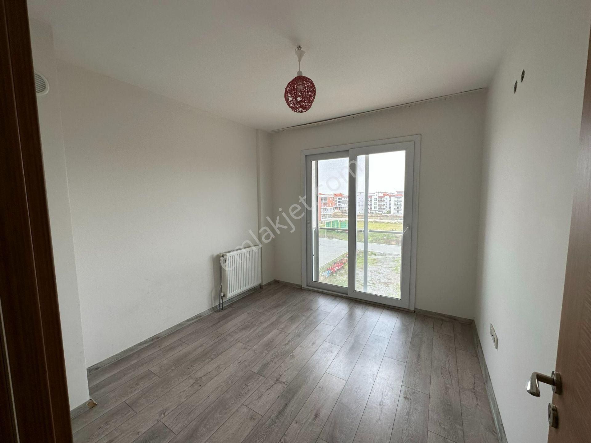 Seyrek'te Merkezi Konumda Kiralık 2+1 Doğalgazlı Daire - Görsel 22