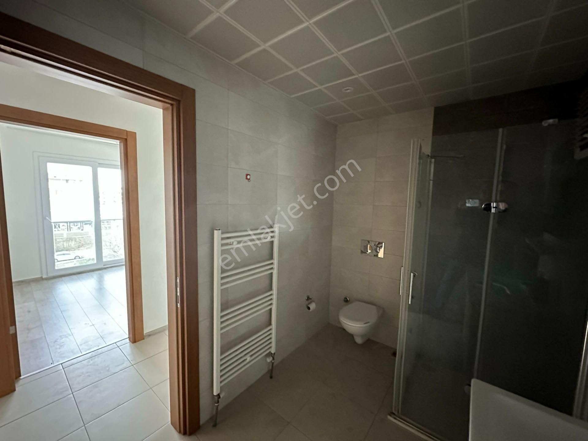 Seyrek'te Merkezi Konumda Kiralık 2+1 Doğalgazlı Daire - Görsel 26