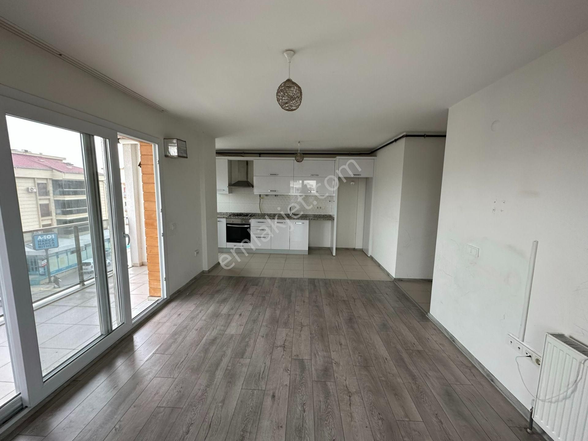 Seyrek'te Merkezi Konumda Kiralık 2+1 Doğalgazlı Daire - Görsel 3