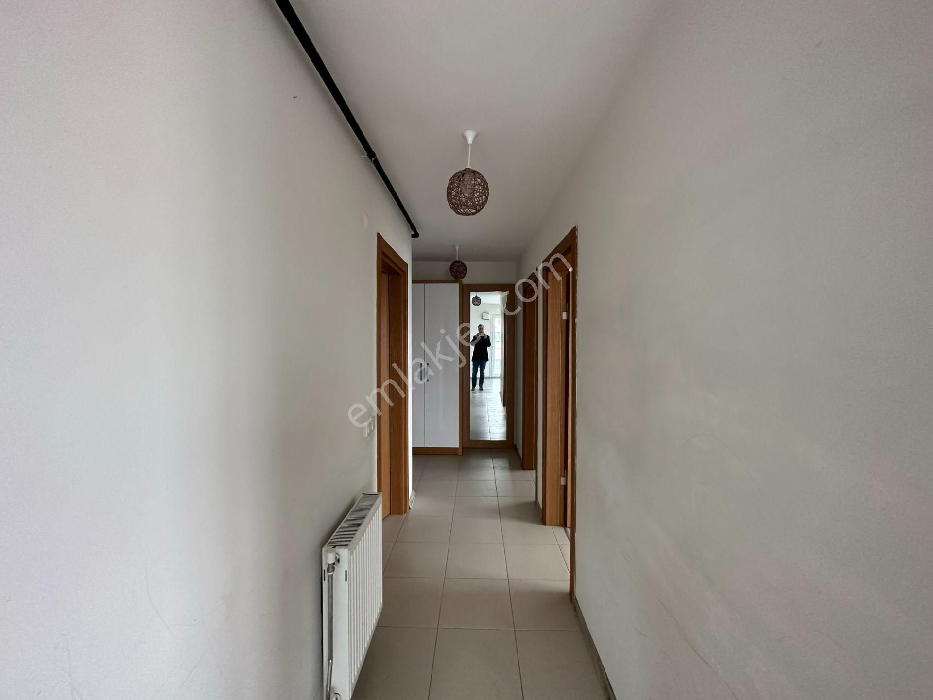 Seyrek'te Merkezi Konumda Kiralık 2+1 Doğalgazlı Daire - Görsel 19