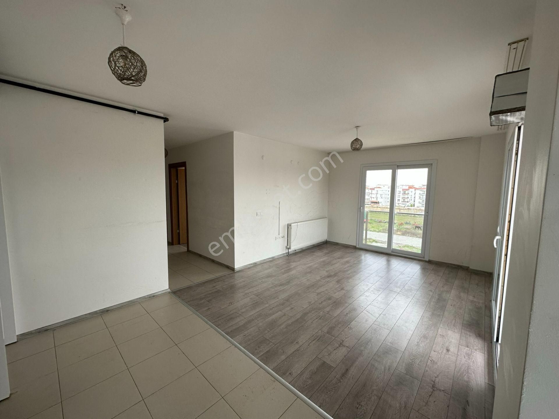 Seyrek'te Merkezi Konumda Kiralık 2+1 Doğalgazlı Daire - Görsel 10