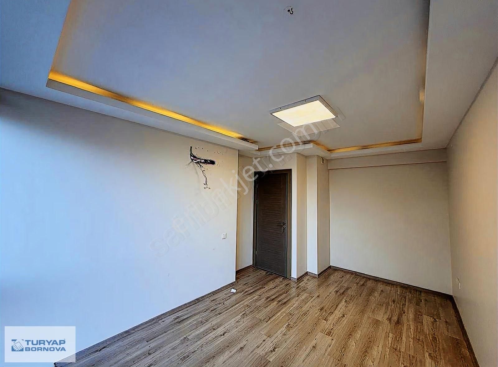 Bayralı Mansuroğlu Ata Plaza 2+1 Kiralık Ofis - Görsel 19