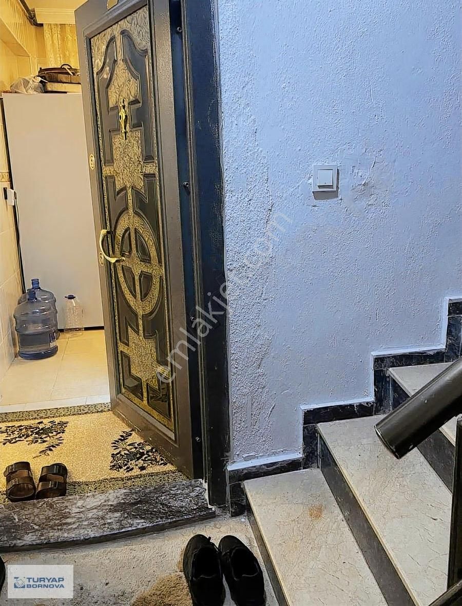 İzmir Bornova Atatürk Mahallesi 3+1 Satılık Bahçe Katı . - Görsel 4