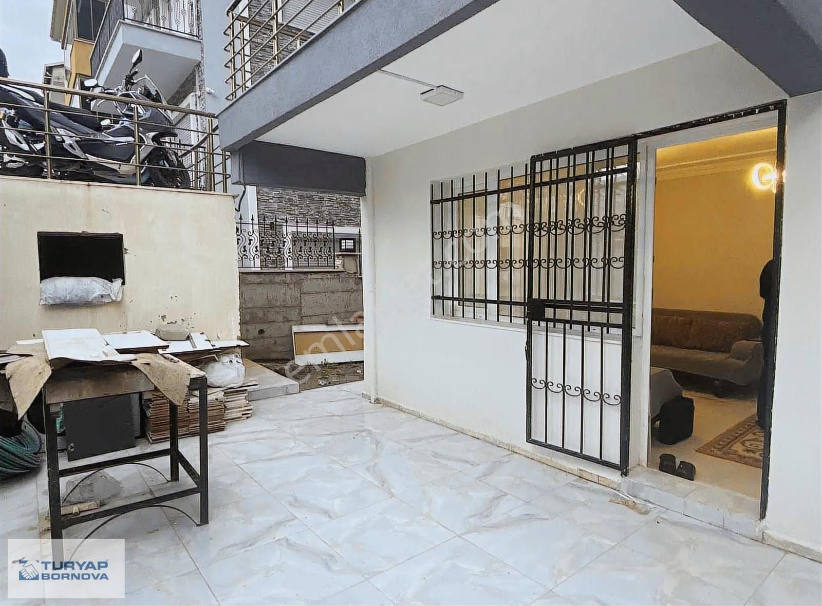 İzmir Bornova Atatürk Mahallesi 3+1 Satılık Bahçe Katı . - Görsel 3