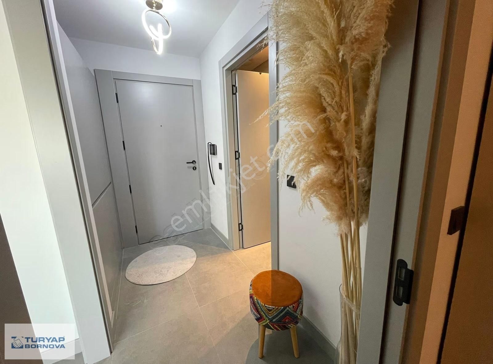 Bornova Turyap'tan Viven Vogue Eşyasız Kiralık 1+1 Daire - Görsel 10