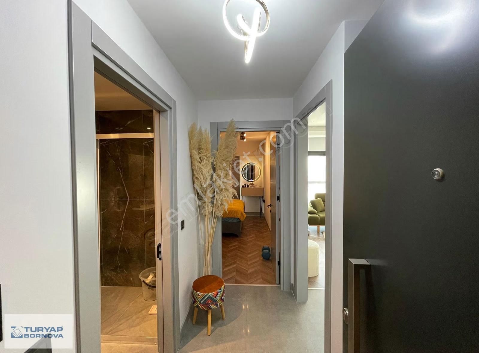 Bornova Turyap'tan Viven Vogue Eşyasız Kiralık 1+1 Daire - Görsel 21