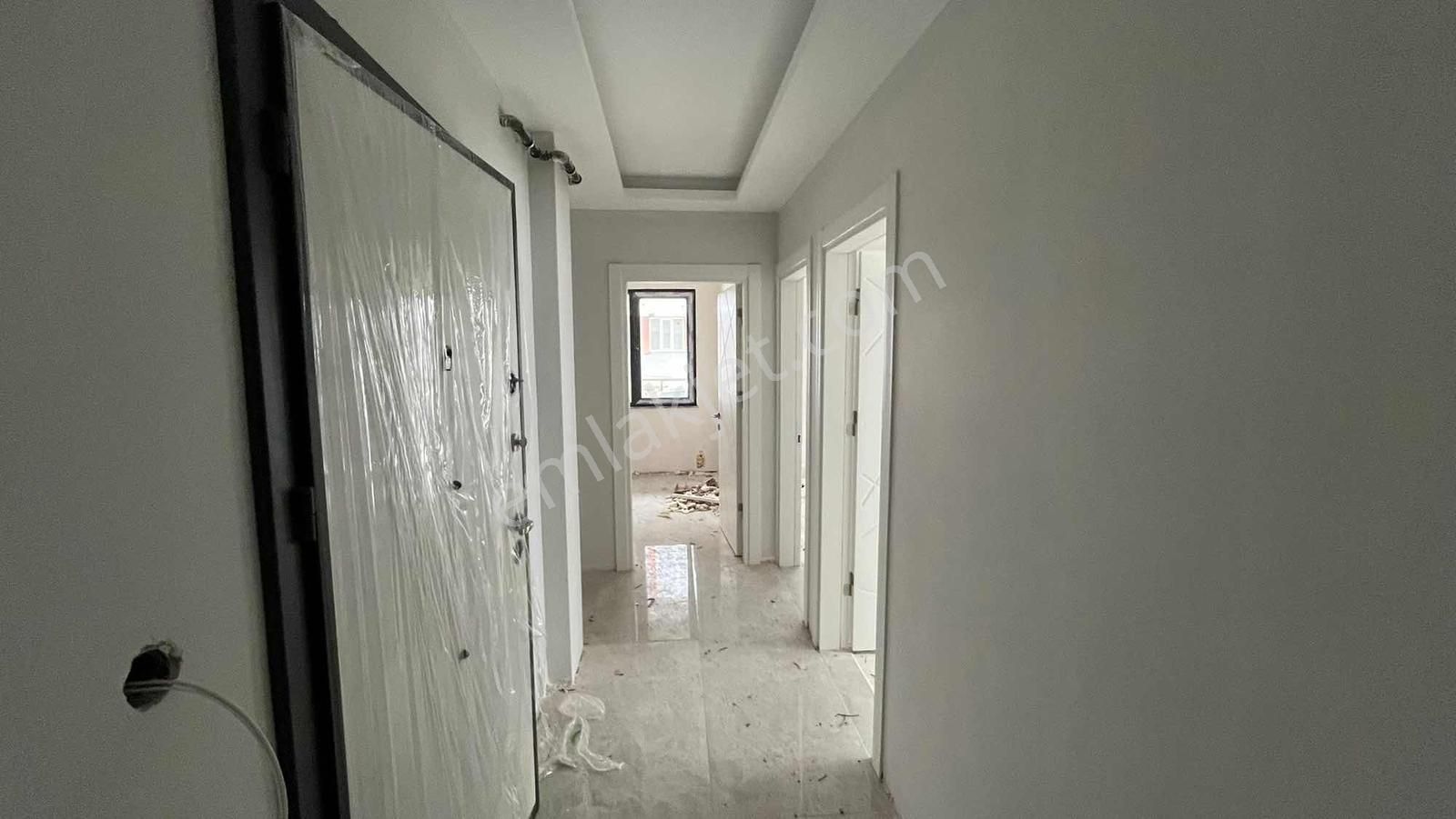 Balnovadan Sağlam Zemine İnşaa Edilmiş Satılık 2+0 Daire - Görsel 16
