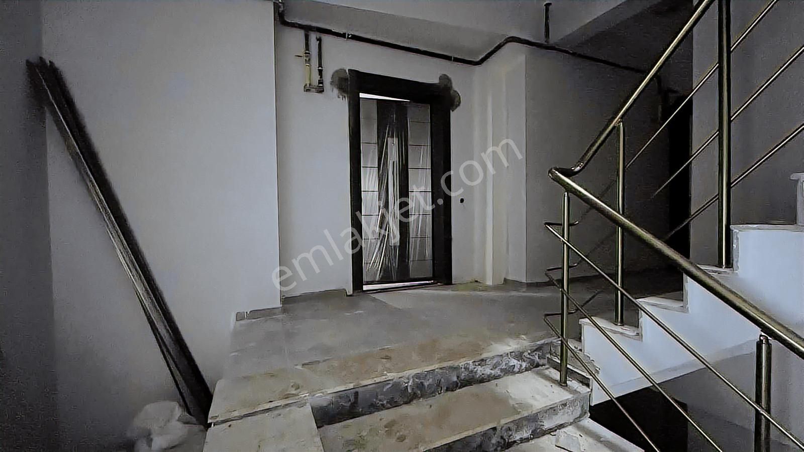 Balnovadan Sağlam Zemine İnşaa Edilmiş Satılık 2+0 Daire - Görsel 20